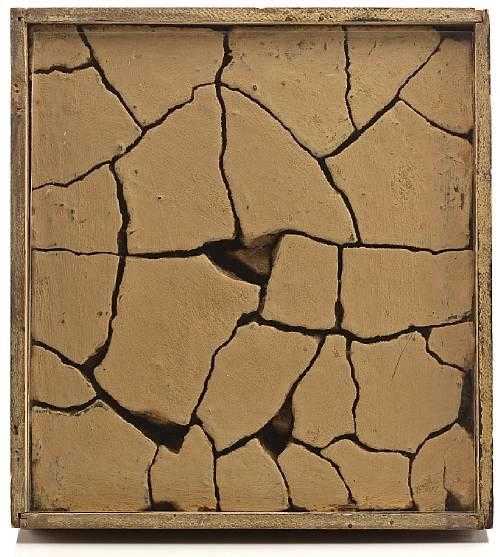 آرتچارت | خاک ترک‌خورده از مارکو گریگوریان