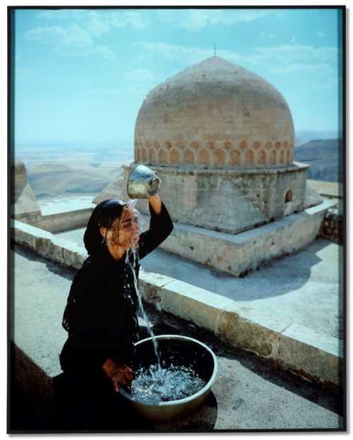 ArtChart | Soliloquy (Water Over Head) by Shirin Neshat