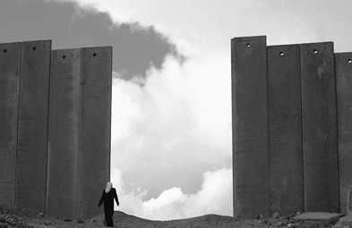 ArtChart | Barrier Wall in Occupied Palestine by Alfred Yaghoubzadeh