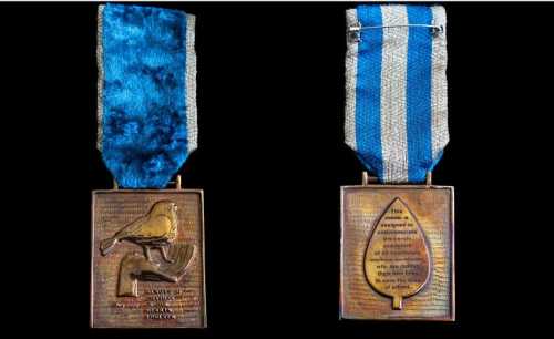 ArtChart | Medal of Remembrance Covid 19 by Parviz Tanavoli